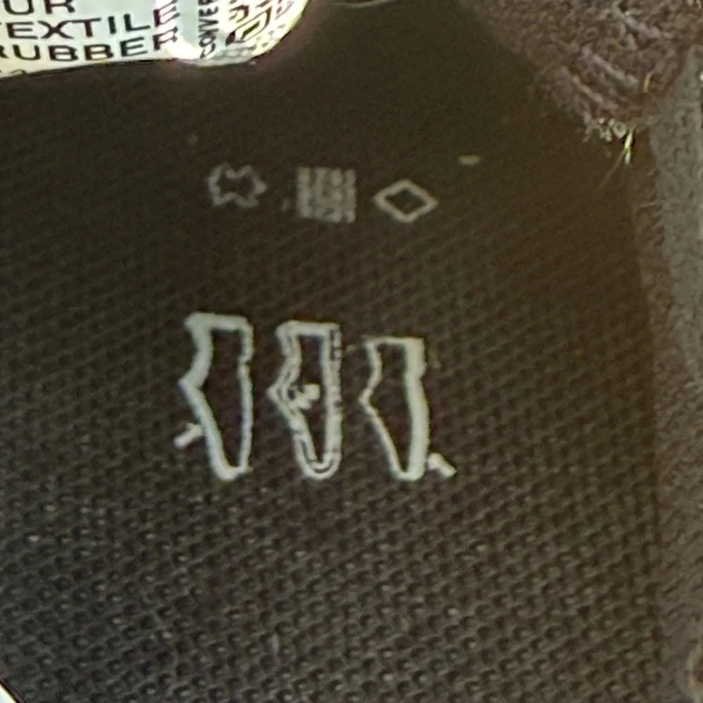 Converse Chuck 70 Wedge Womens 9 Black New Real Fur Pony Hair‎ A12561C Sneakers - Picture 10 of 10